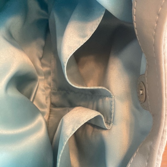 Grey Coach Handbag: leather straps & blue liner - Picture 4 of 14